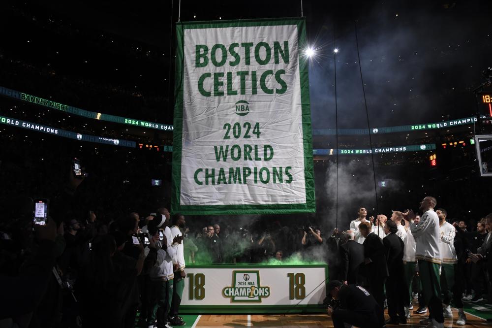 能够保持目 能够保持目